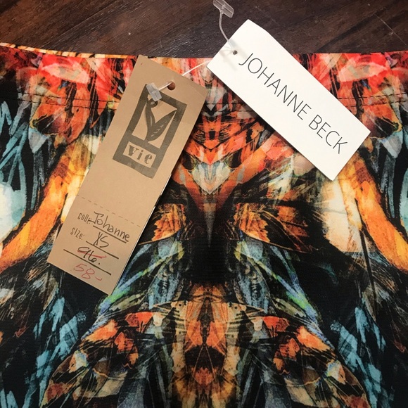 RARE!! NWT Johanne Beck Skirt! 🤩 - Picture 2 of 4